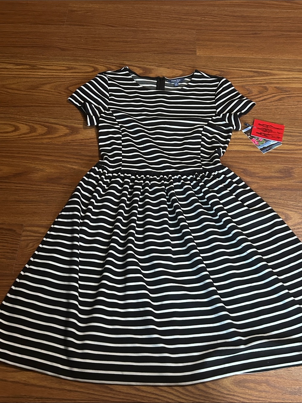 NWT Peter Som Black and White Striped Midi Fit-and-Flare Dress Size S Casual - Picture 5 of 7